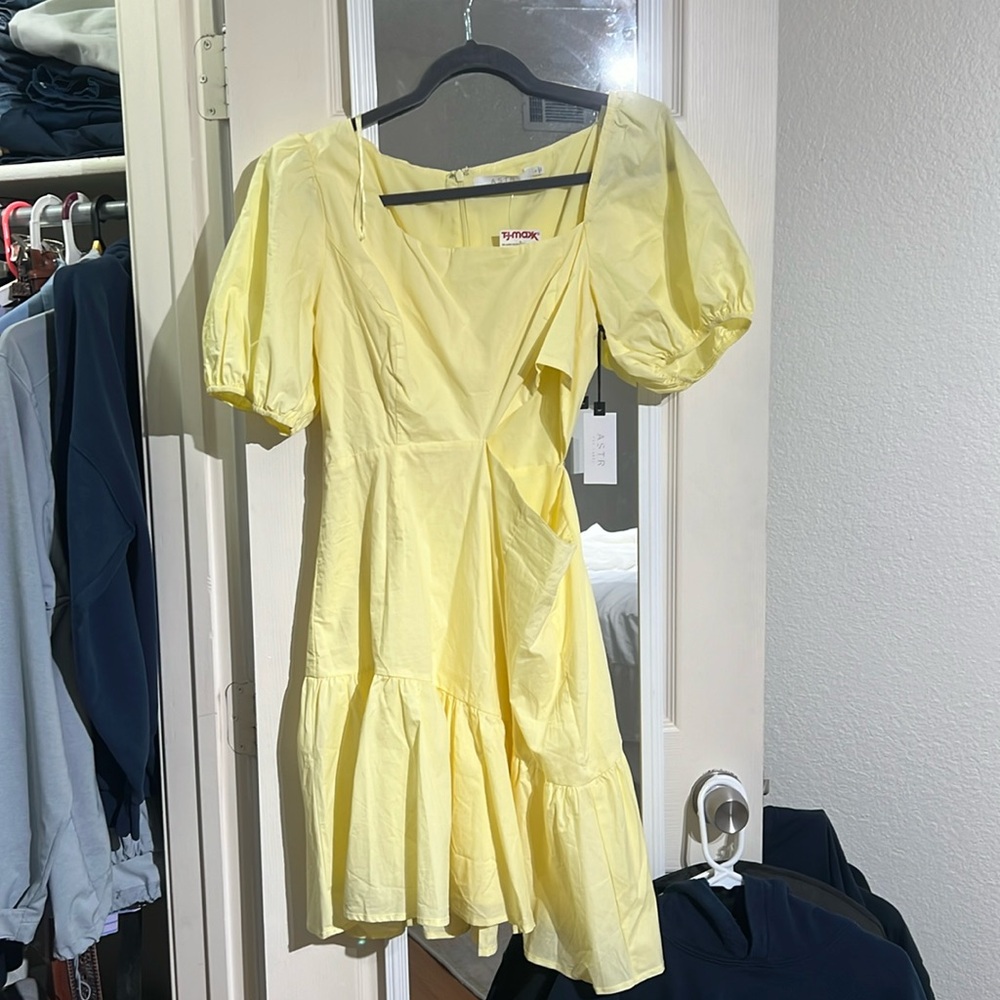 ASTR The Label - Little Yellow Dress